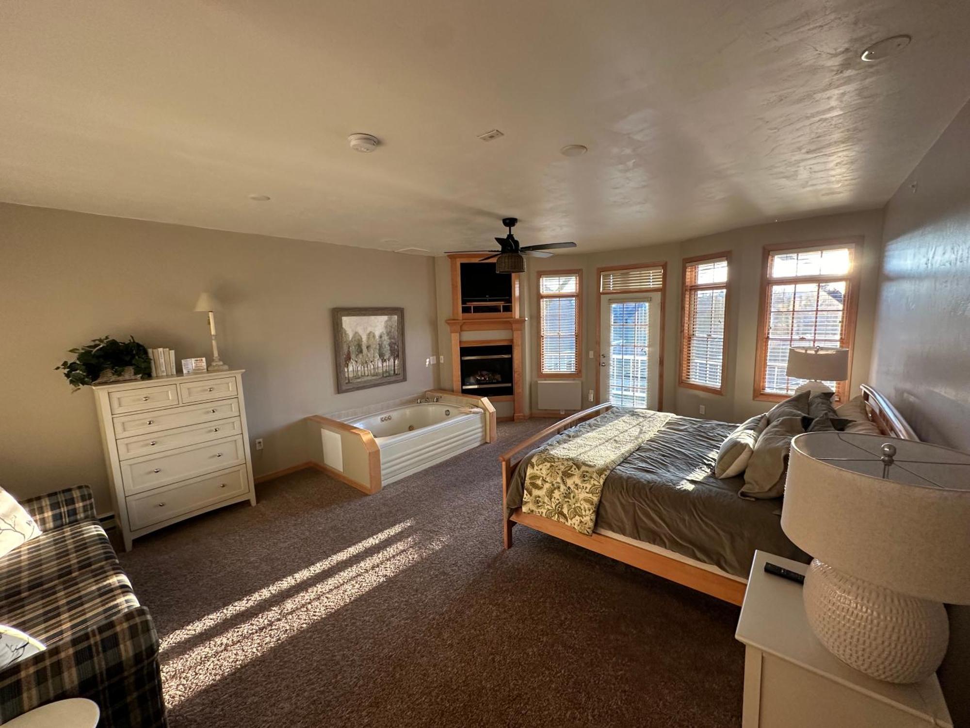 Birchwood Lodge Sister Bay Bagian luar foto
