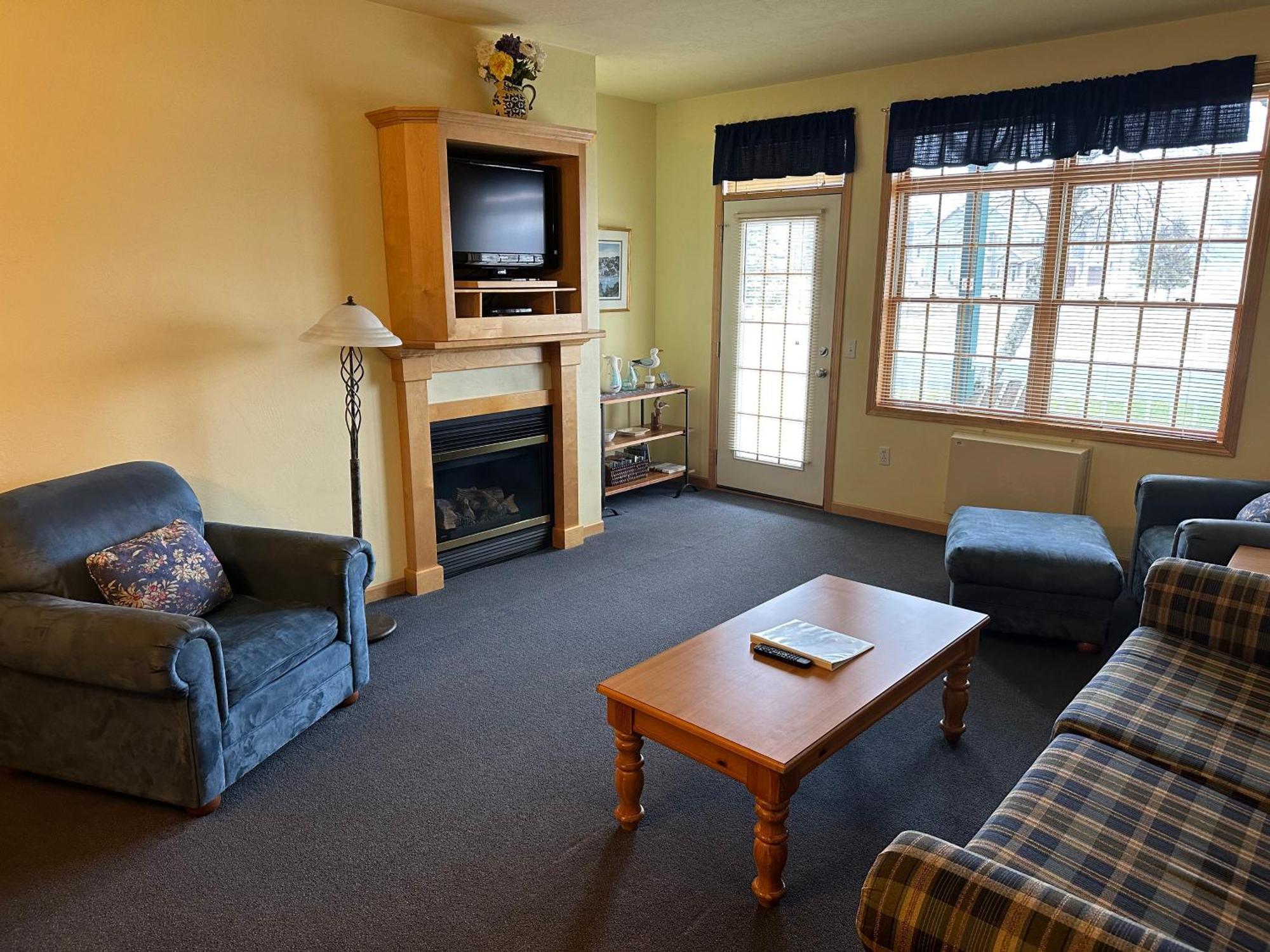 Birchwood Lodge Sister Bay Bagian luar foto